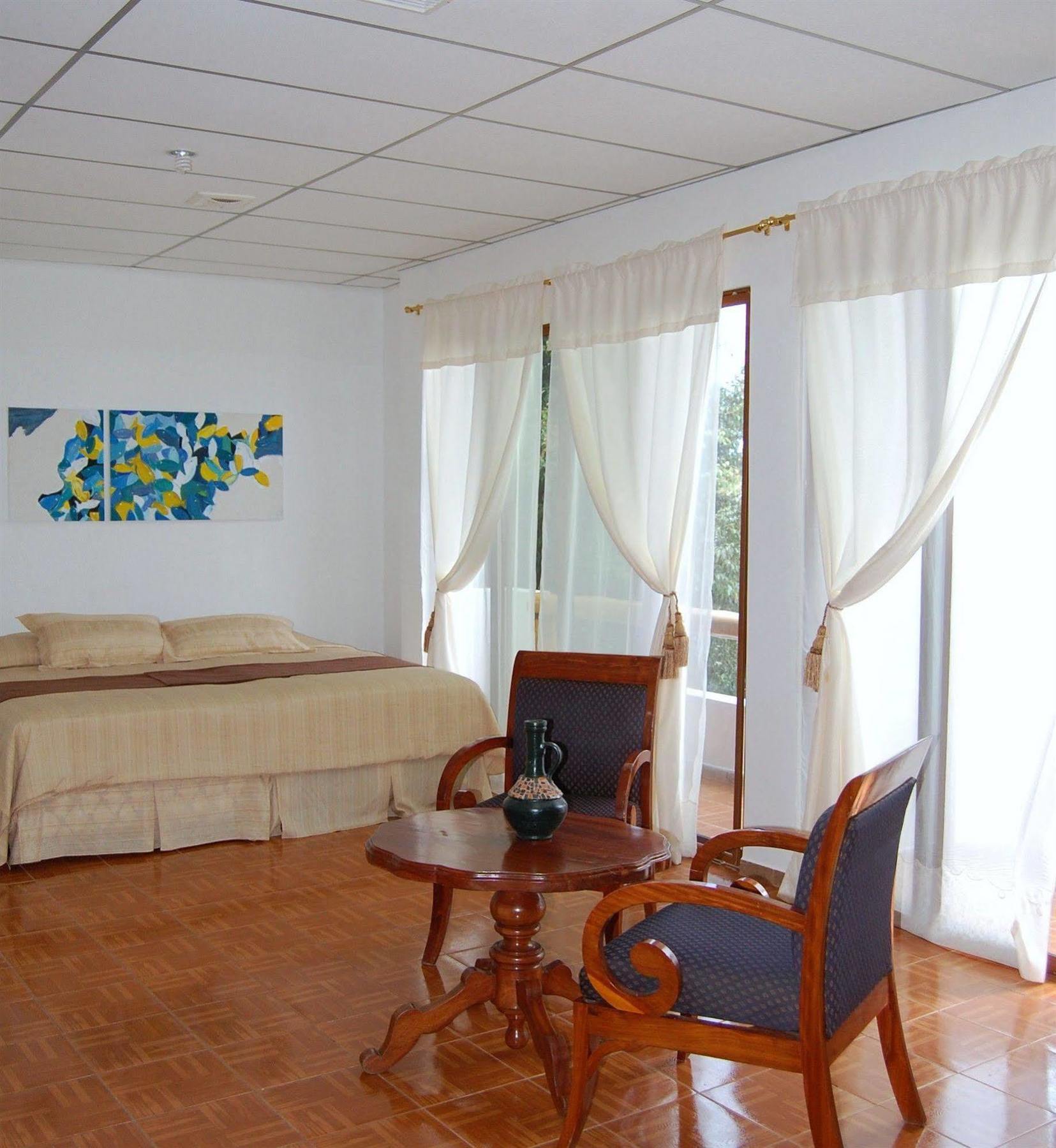 פורטו איורה Galapagos Islands Hotel מראה חיצוני תמונה