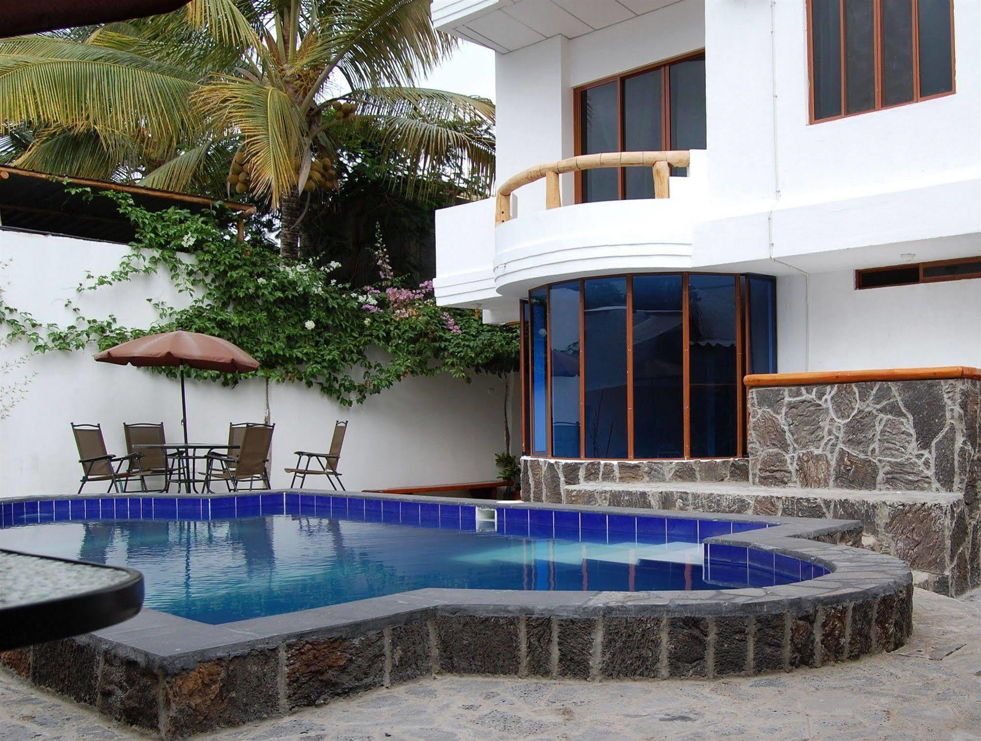פורטו איורה Galapagos Islands Hotel מראה חיצוני תמונה